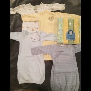 Bundle of 4 gowns and swaddle blankets